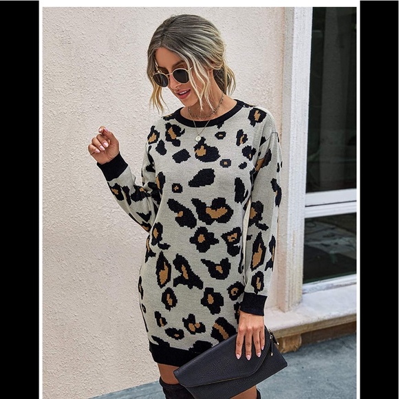 🆕Leopard Print Crew Neck Pull Over Sweater Dress - Picture 2 of 2